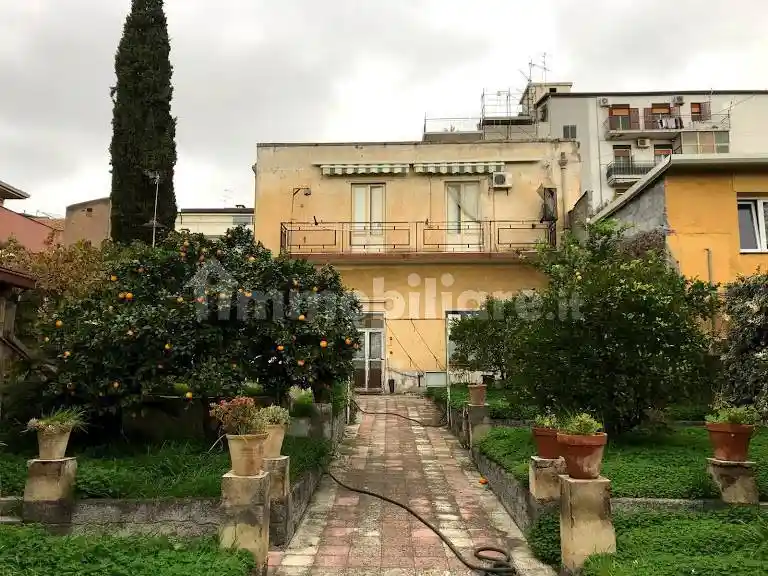 Villa in vendita a Catania