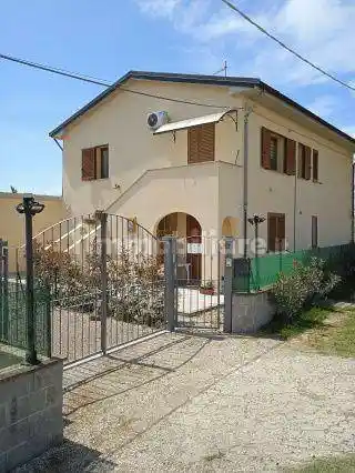 Appartamento in affitto a Piombino