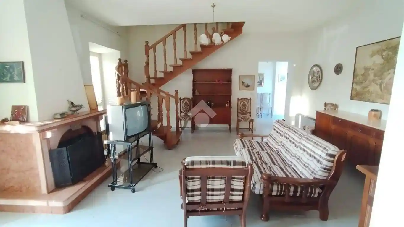 Appartamento in vendita a Cervaro