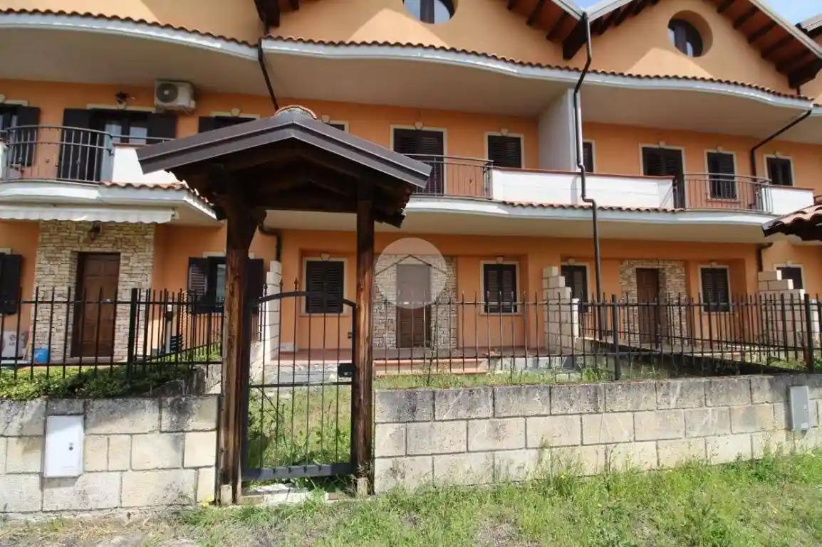 Villa a schiera via Tesori 20, Taverna, Montalto Uffugo - foto 2