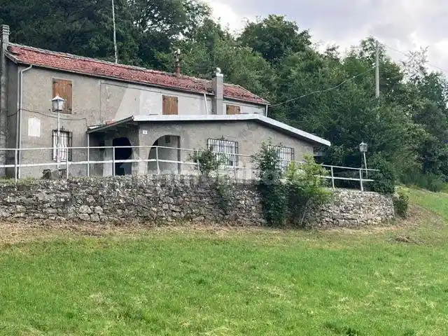 Rustico - Casale in vendita a Fanano