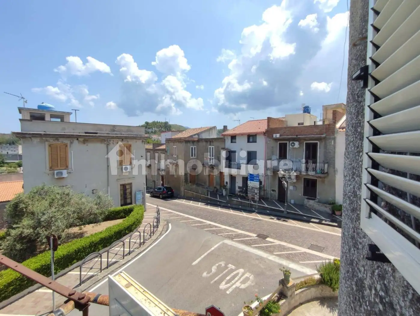 Appartamento in vendita a Roccavaldina