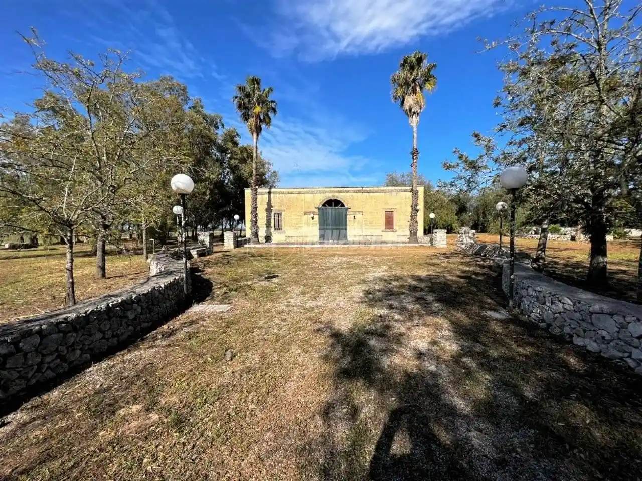 Palazzo - Edificio in vendita a Melendugno