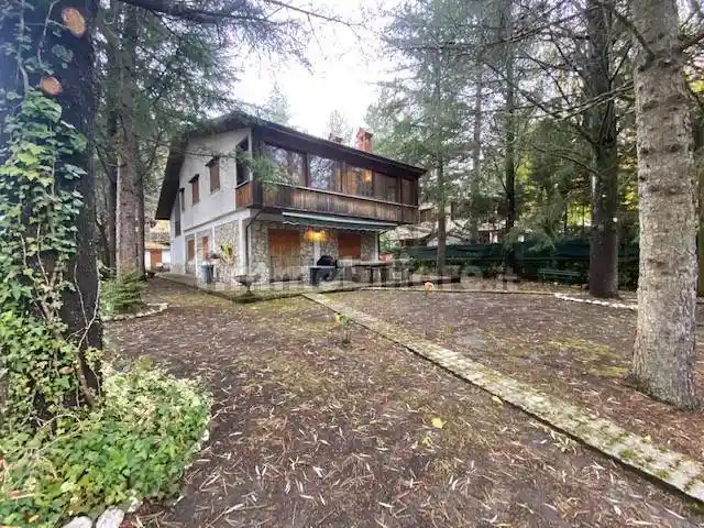 Villa in vendita a Tagliacozzo