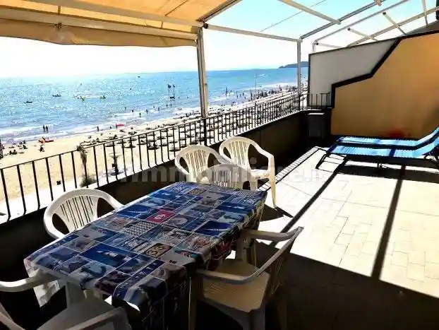 Trilocale via Roma 16, Castiglione Paese, Castiglione della Pescaia - foto 2