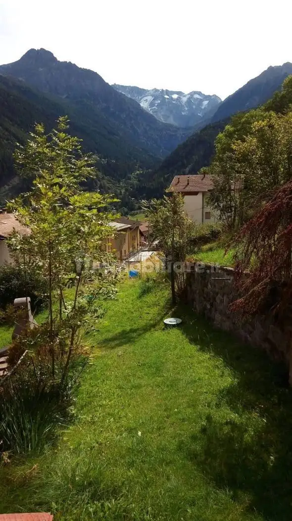 Appartamento in vendita a Vezza d'Oglio