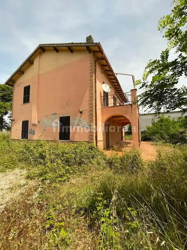 Villa in vendita a Latina