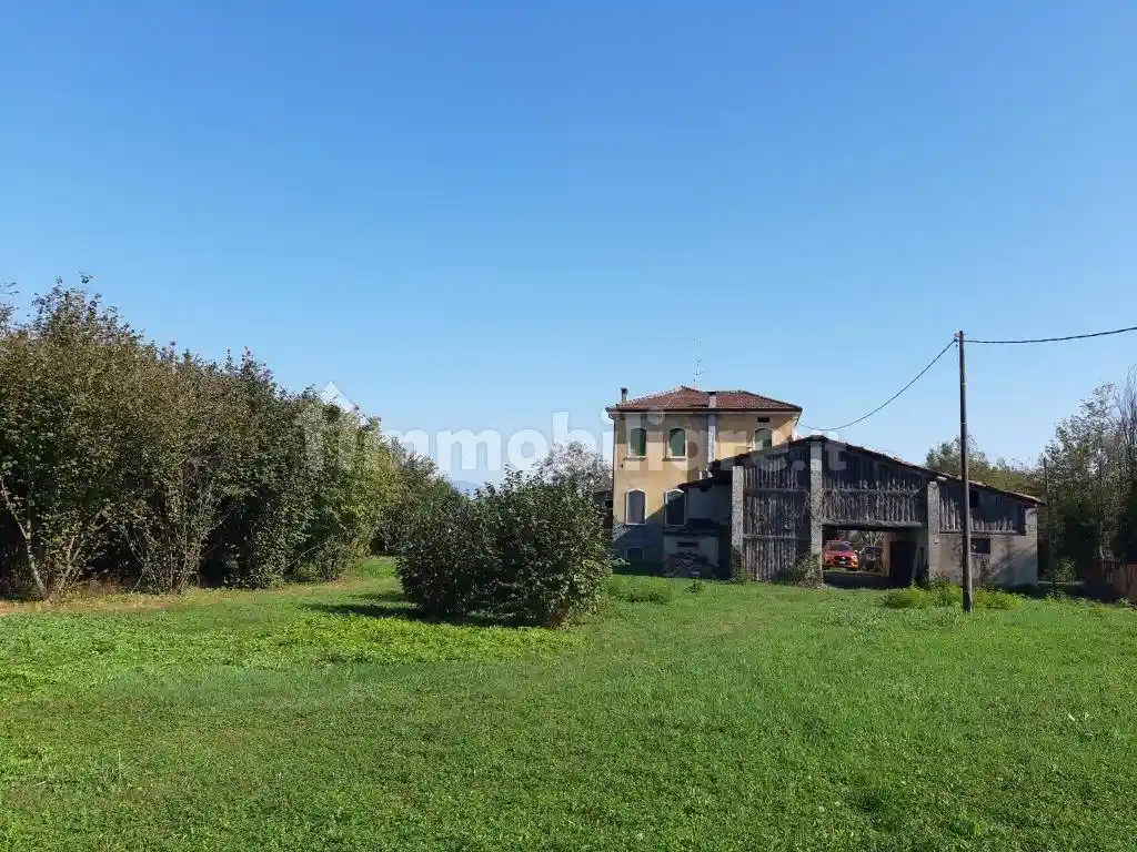 Casa indipendente in vendita a Isola Vicentina
