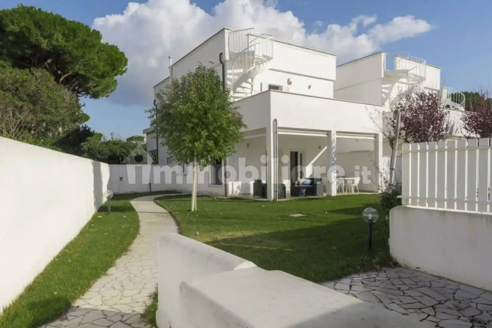 Villa in vendita a Santa Marinella