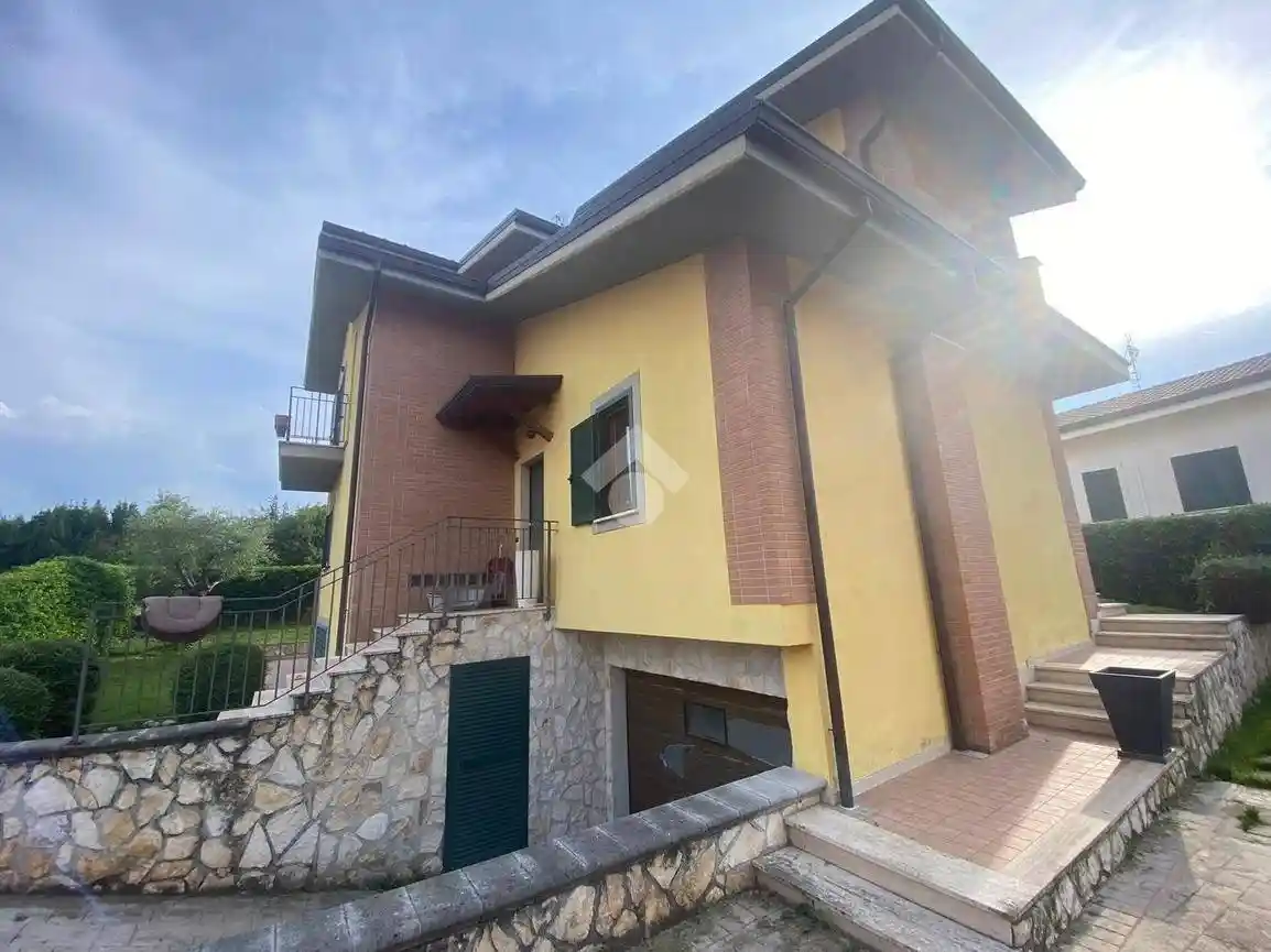 Villa in vendita a Sora