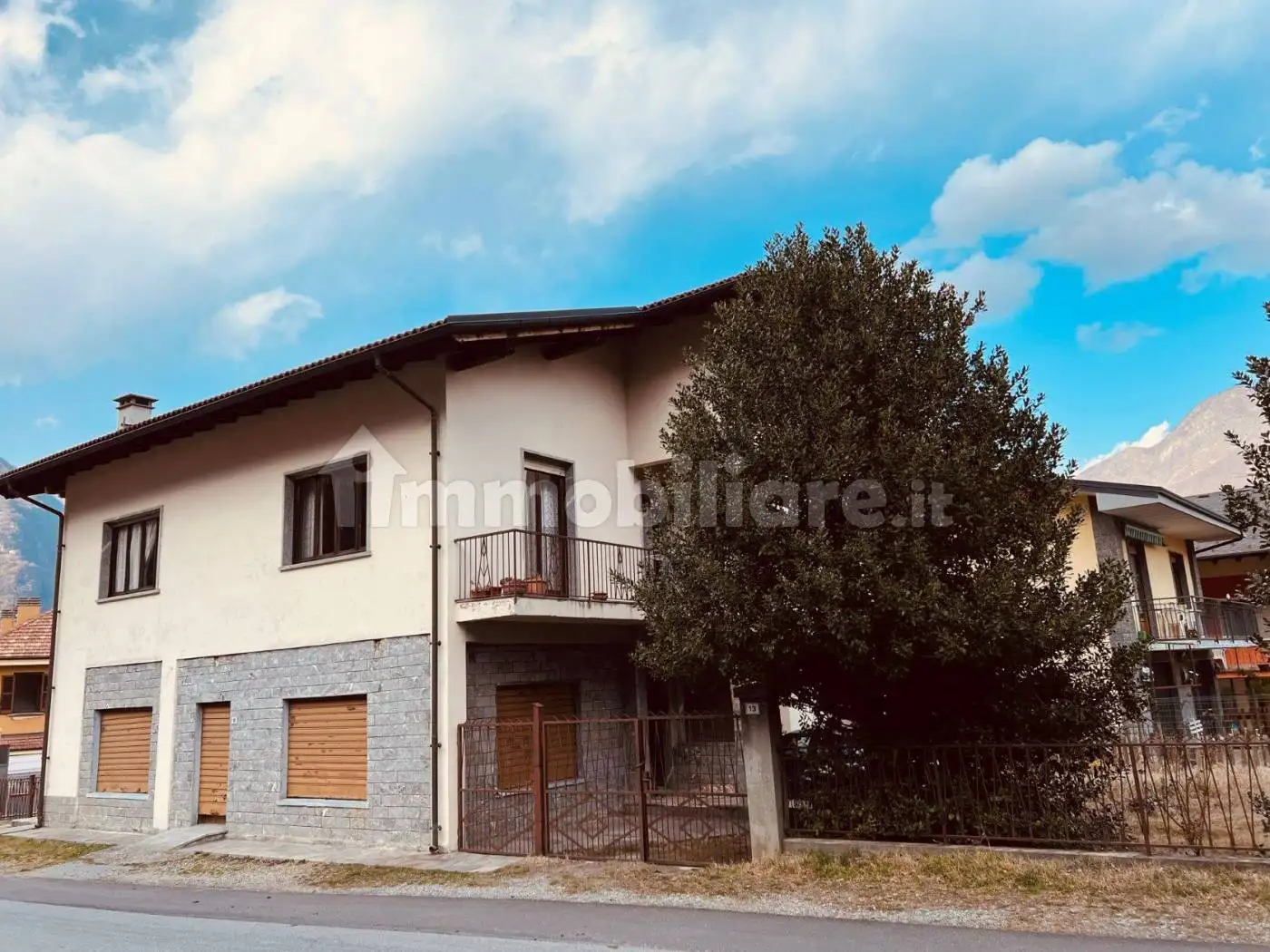 Villa in vendita a Pieve Vergonte