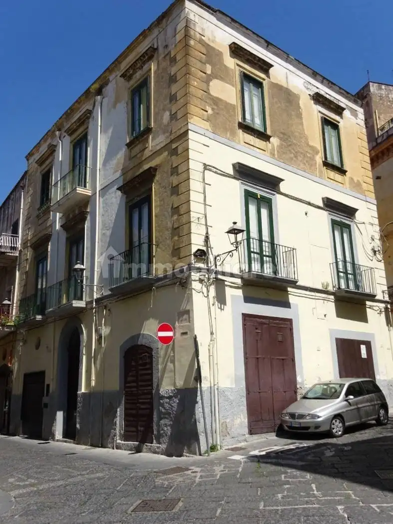 Palazzo - Edificio in vendita a Sarno