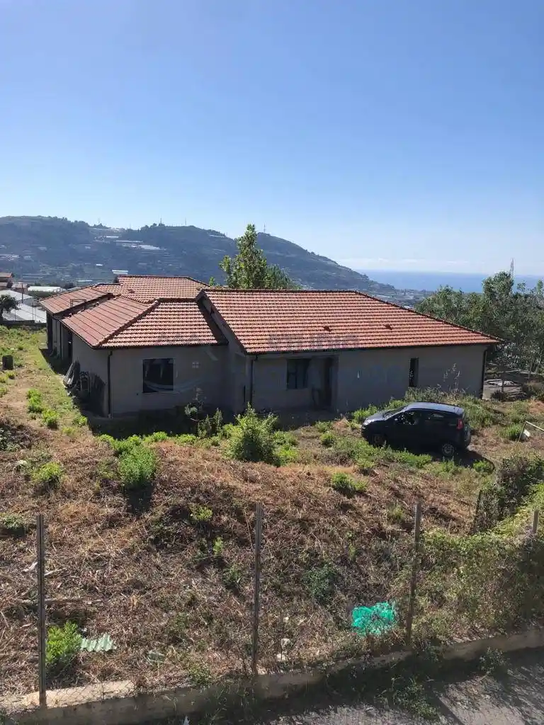 Villa in vendita a Taggia