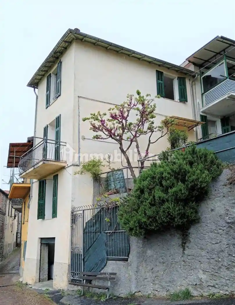 Casa indipendente in vendita a Molini di Triora