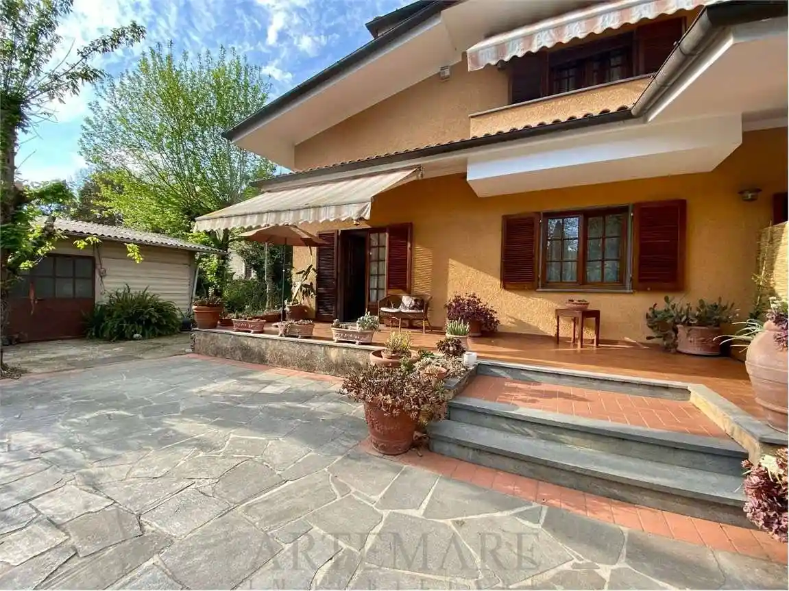 Villa in affitto a Pietrasanta