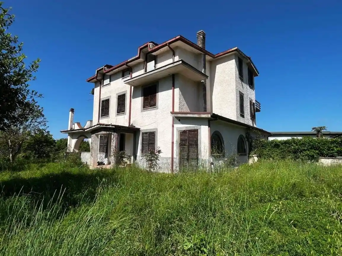 Villa in vendita a Subiaco