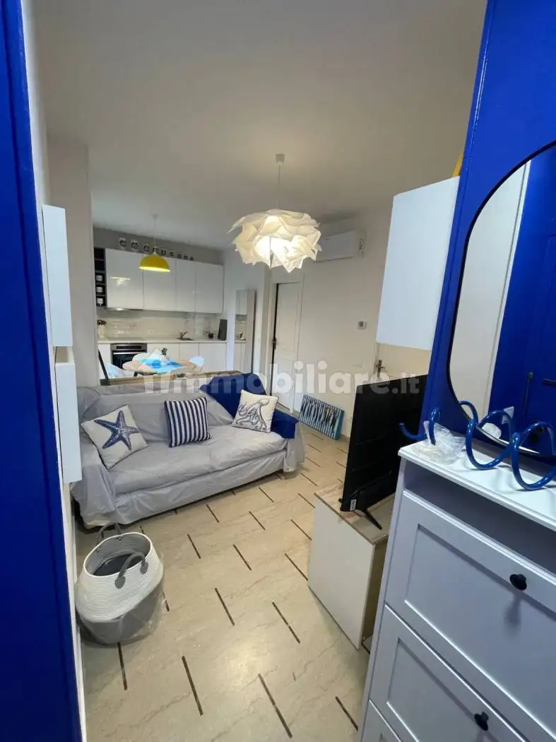 Trilocale via Vittorio Emanuele II 85, Centro, Bordighera - foto 2