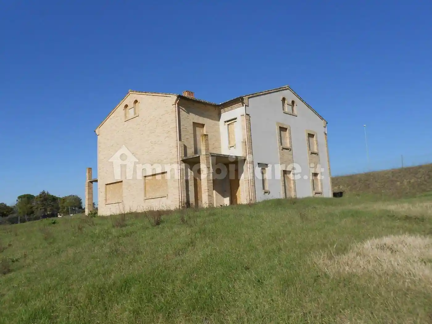 Casa indipendente in vendita a Montegranaro