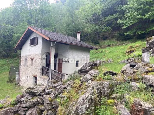 Rustico - Casale in vendita a Berzo Demo