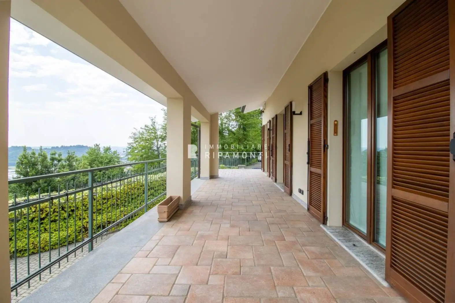 Villa in vendita a Ello