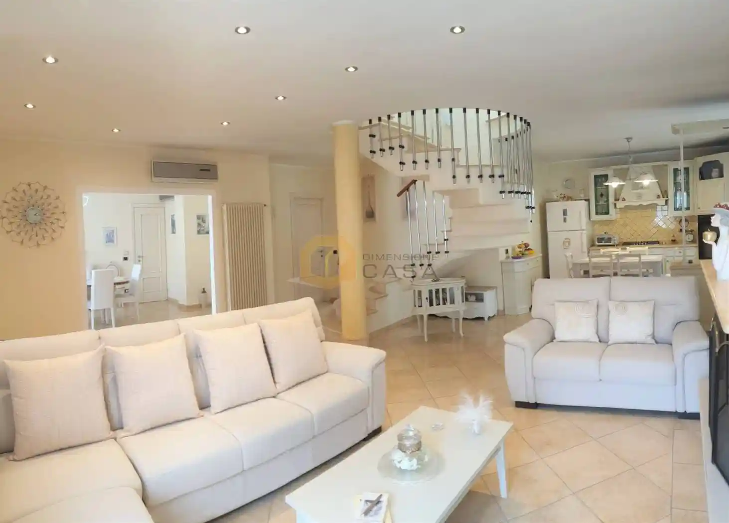 Villa in vendita a Viareggio