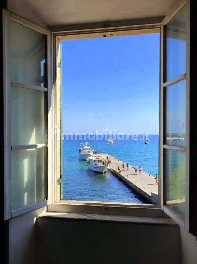 Appartamento in vendita a Marciana Marina