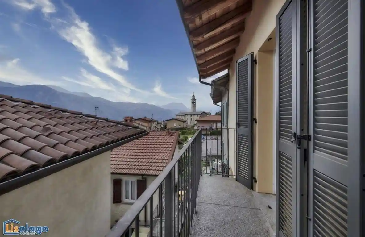 Casa indipendente in vendita a Abbadia Lariana