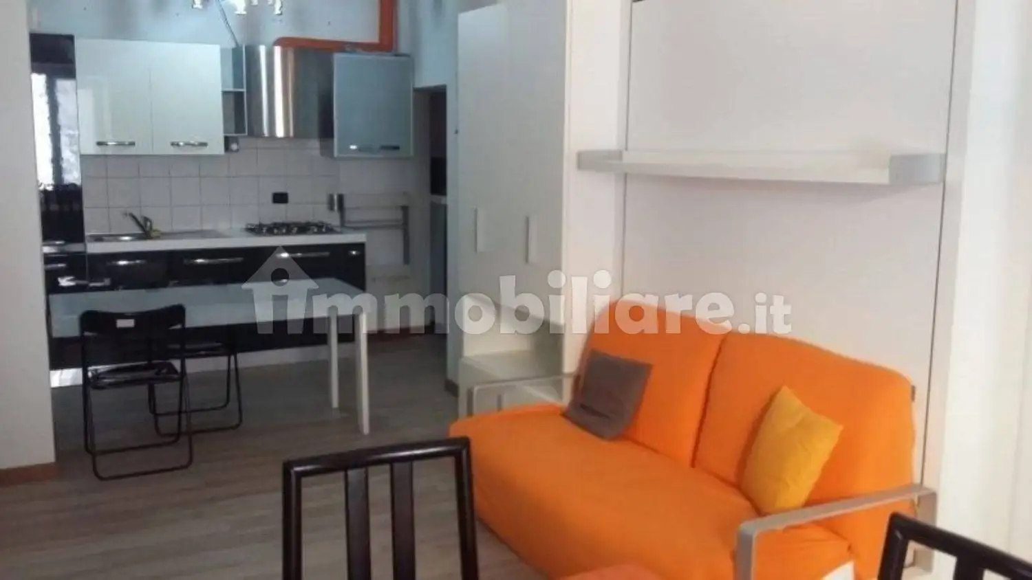 Appartamento in affitto a Dongo