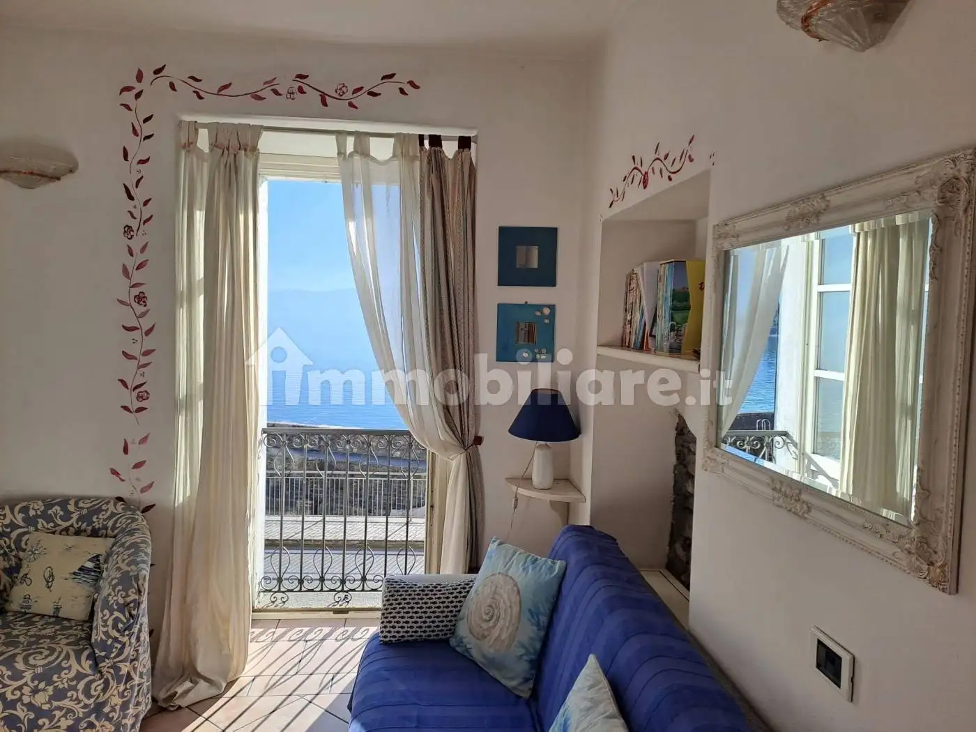 Appartamento in affitto a Domaso