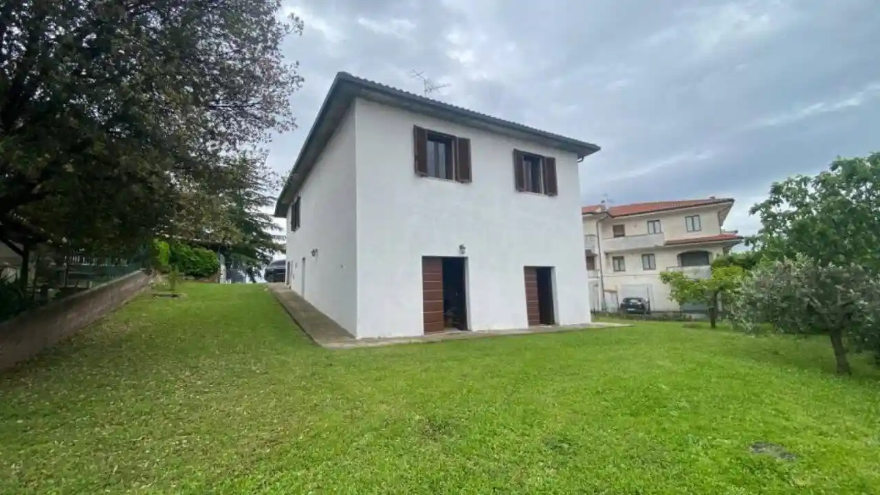 Rustico - Casale in vendita a Roccastrada