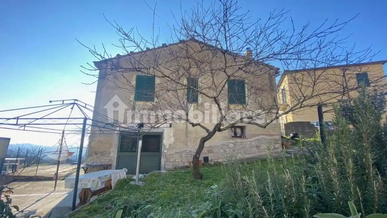 Rustico - Casale in vendita a Roccastrada