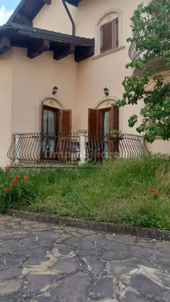 Villa unifamiliare, buono stato, 390 m², Castelnovetto - foto 5