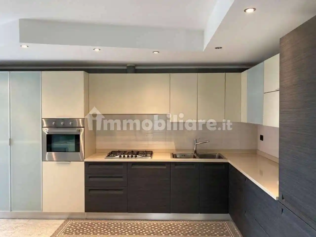 Villa in vendita a Cadeo