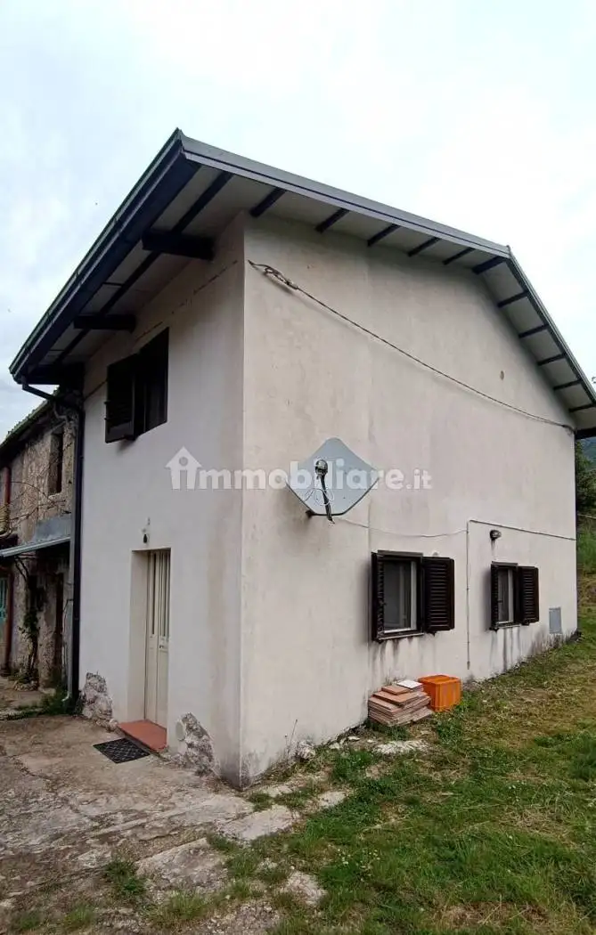 Villetta a schiera in vendita a Balsorano