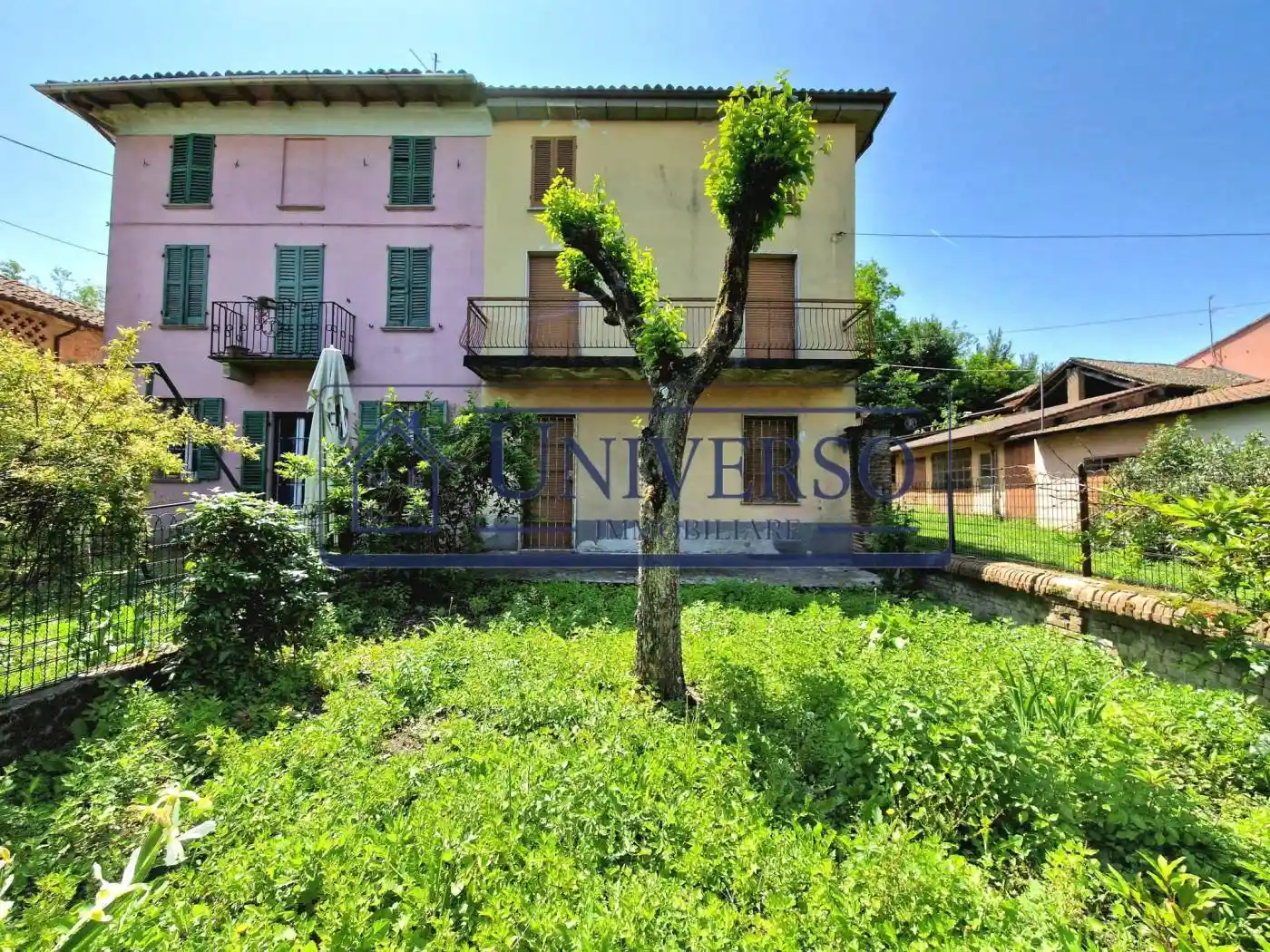 Casa indipendente in vendita a Corvino San Quirico