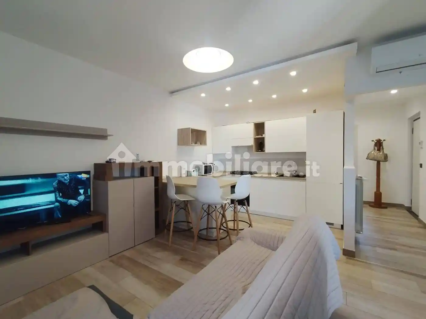 Trilocale via Carmine Guadagno, Centro, Pomigliano d'Arco - foto 3