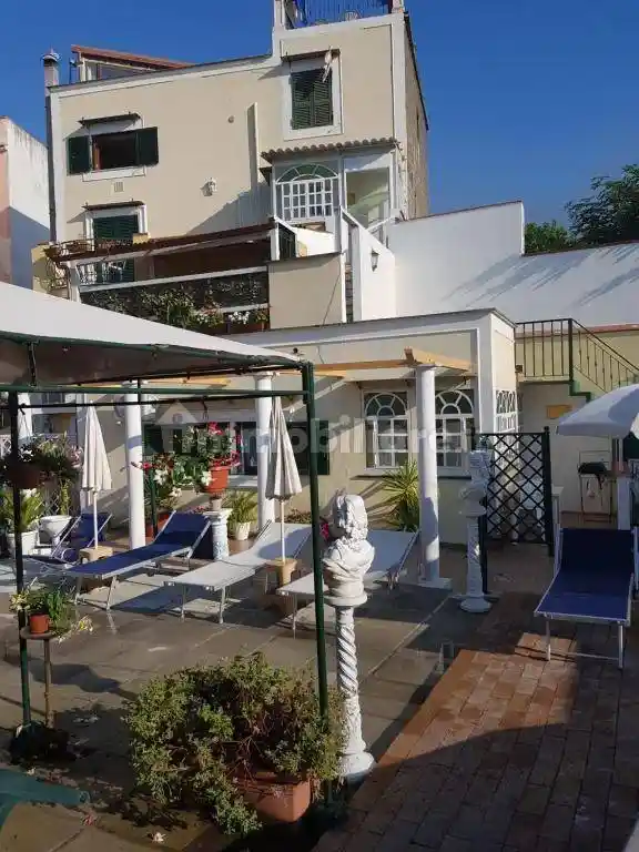 Villa in vendita a Lucca