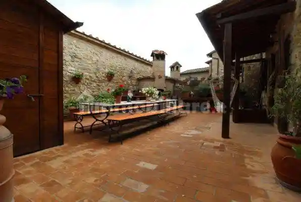 Appartamento in vendita a Casole d'Elsa