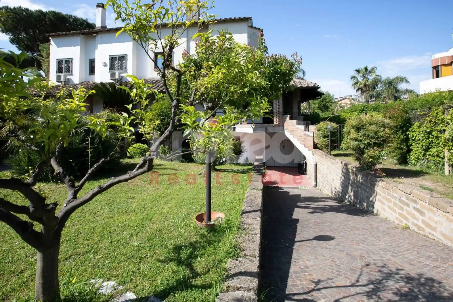 Villa a schiera via Alcmane, Axa, Roma - foto 2