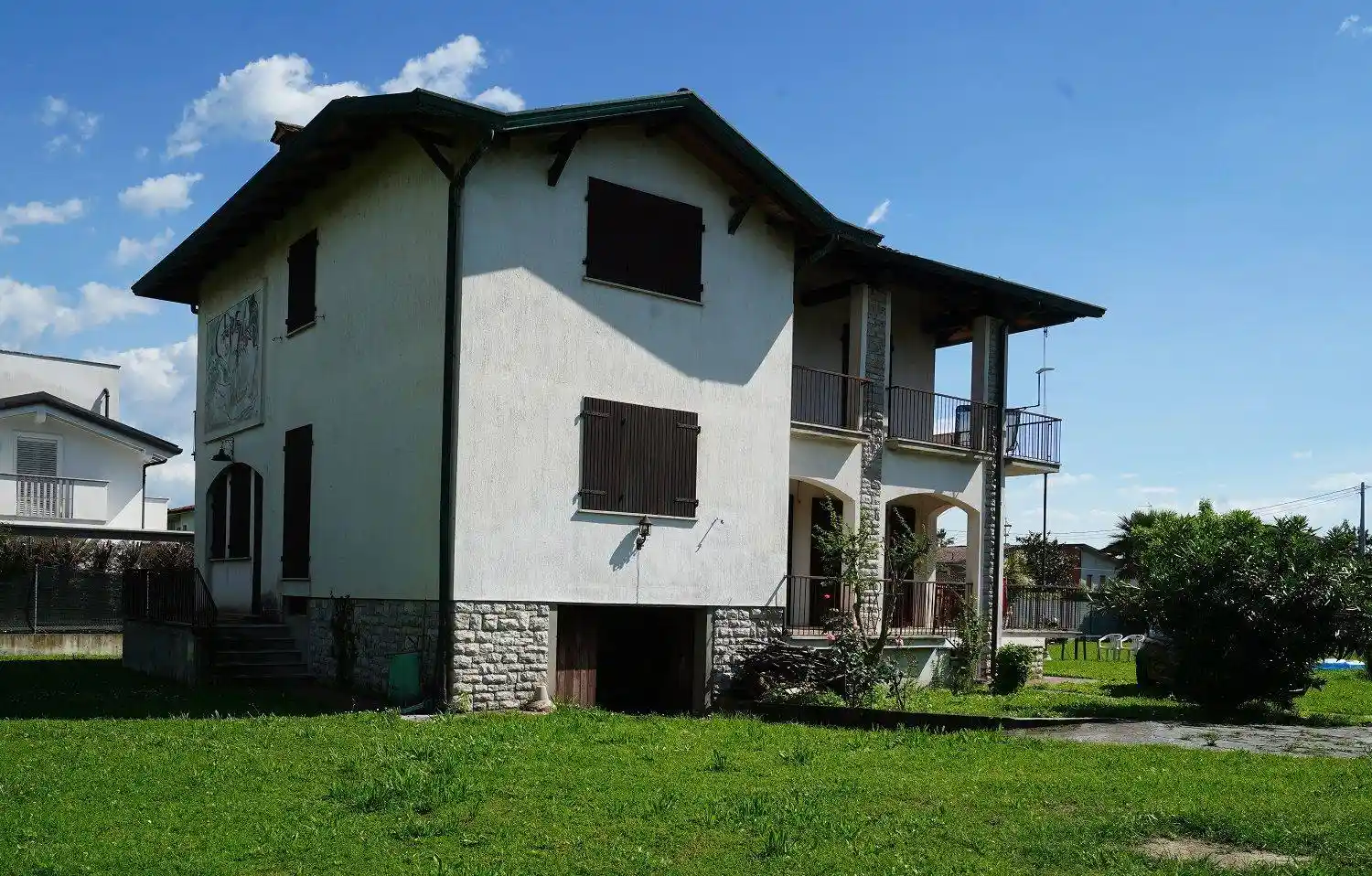 Villa in vendita a Montignoso