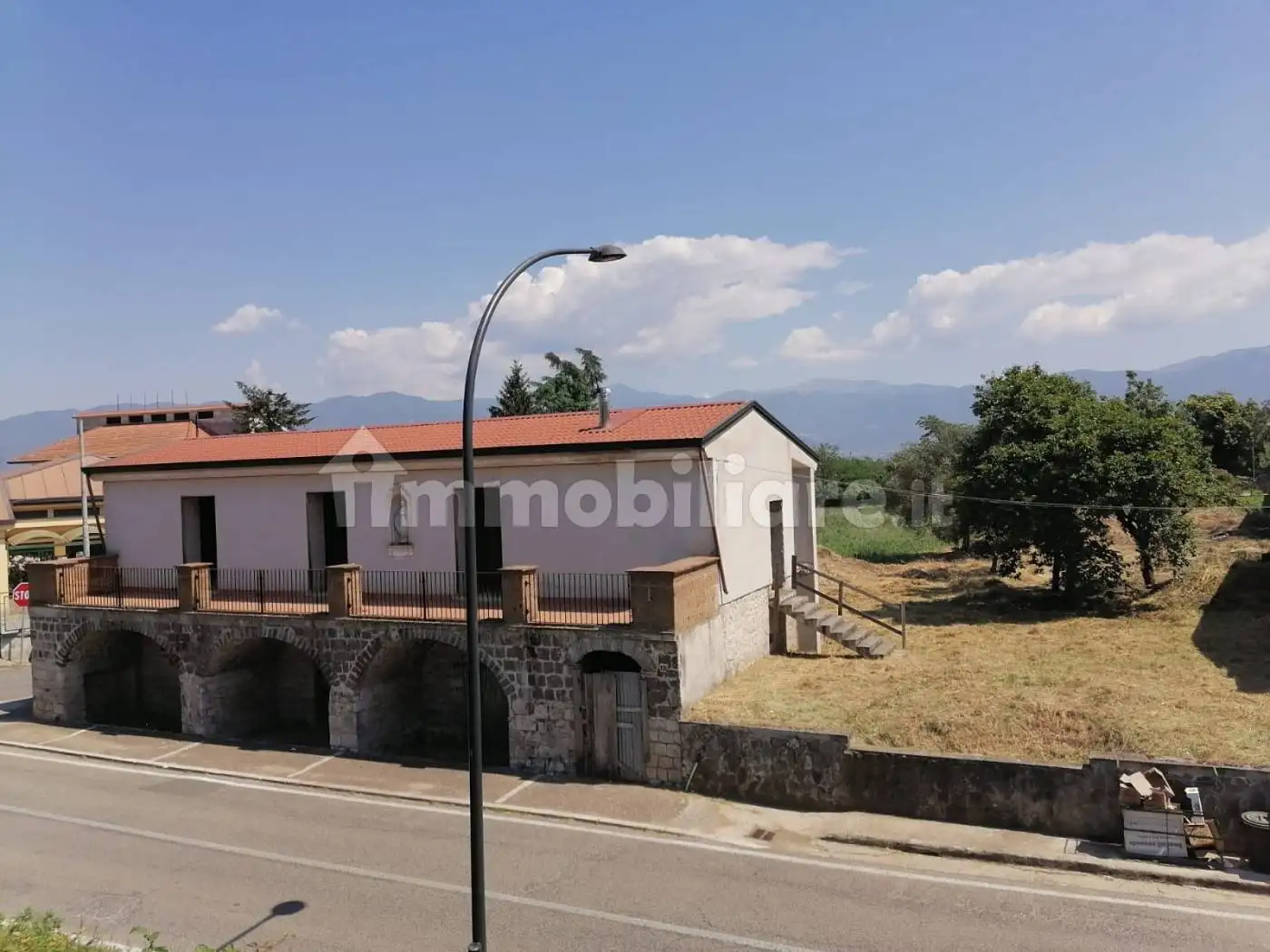 Rustico - Casale in vendita a Dragoni