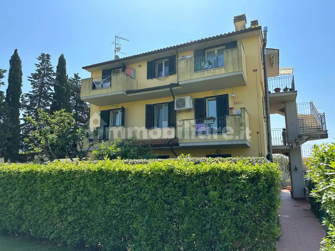 Appartamento in vendita a Castellina Marittima