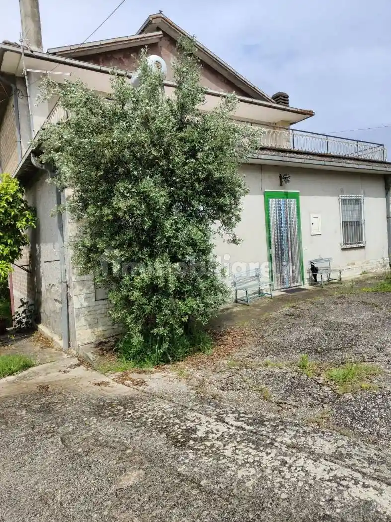 Casa indipendente in vendita a Arce