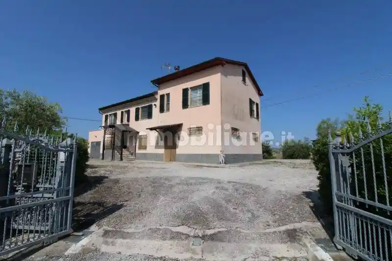 Rustico - Casale in vendita a Ostra