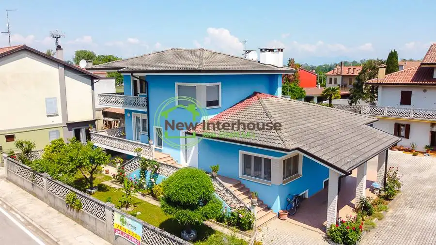 Villa in vendita a Sedegliano