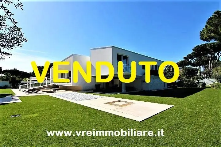 Villa unifamiliare in vendita a Roma