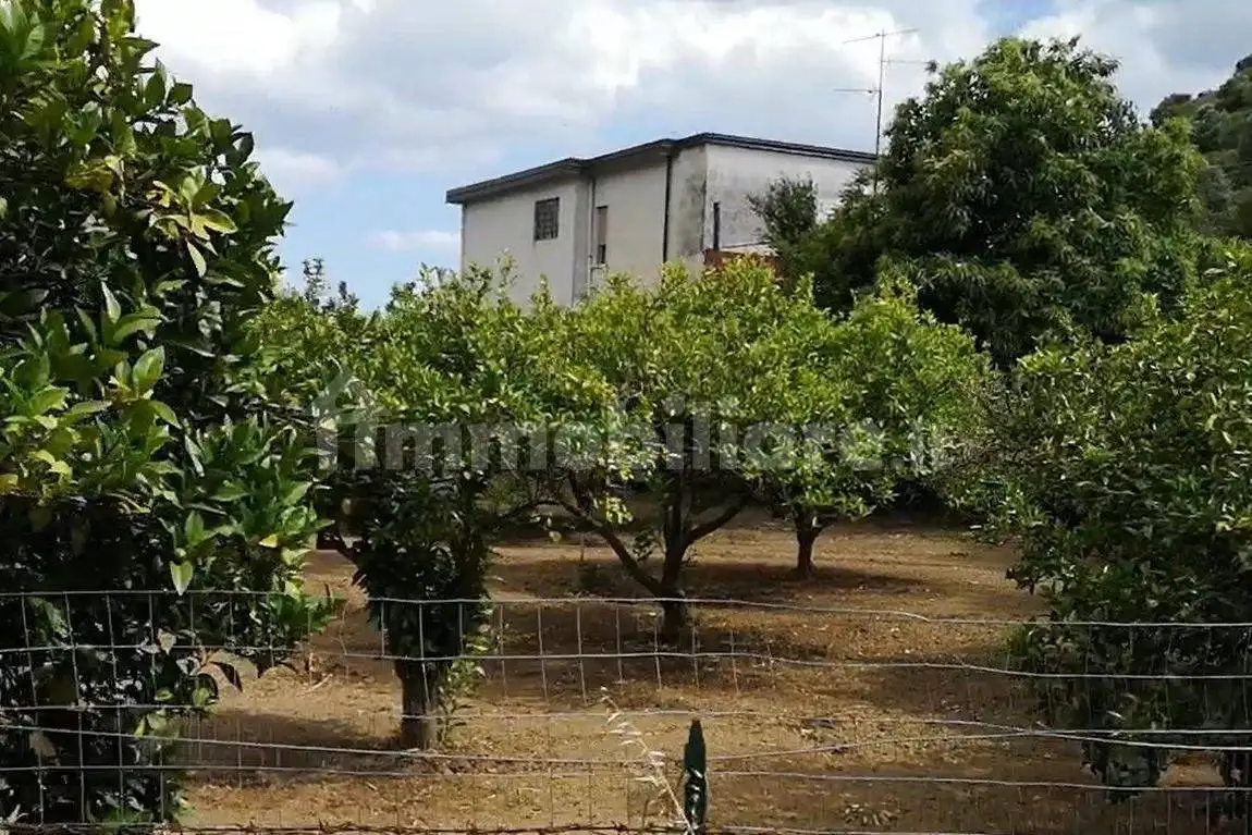Casa indipendente in vendita a Sant'Ilario dello Ionio