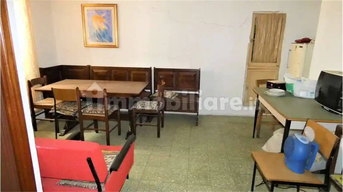 Quadrilocale piazza Garibaldi , 32, Centro, Vico nel Lazio - foto 5