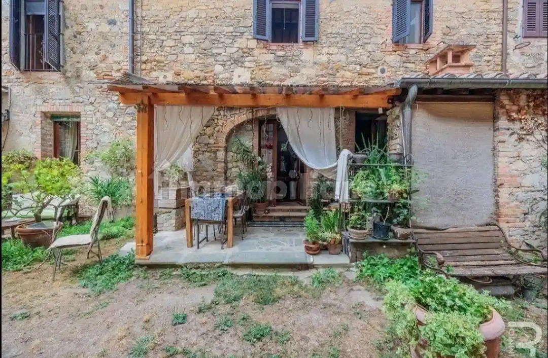 Rustico - Casale in vendita a Castellina in Chianti