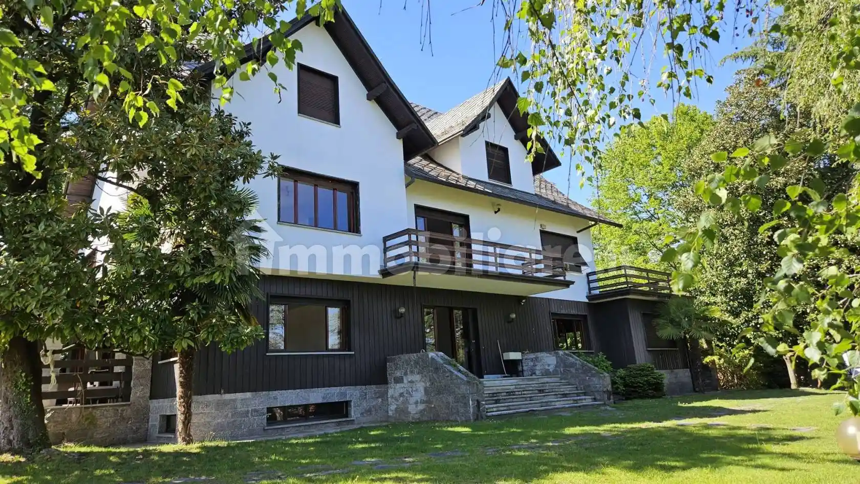 Villa in vendita a Arona